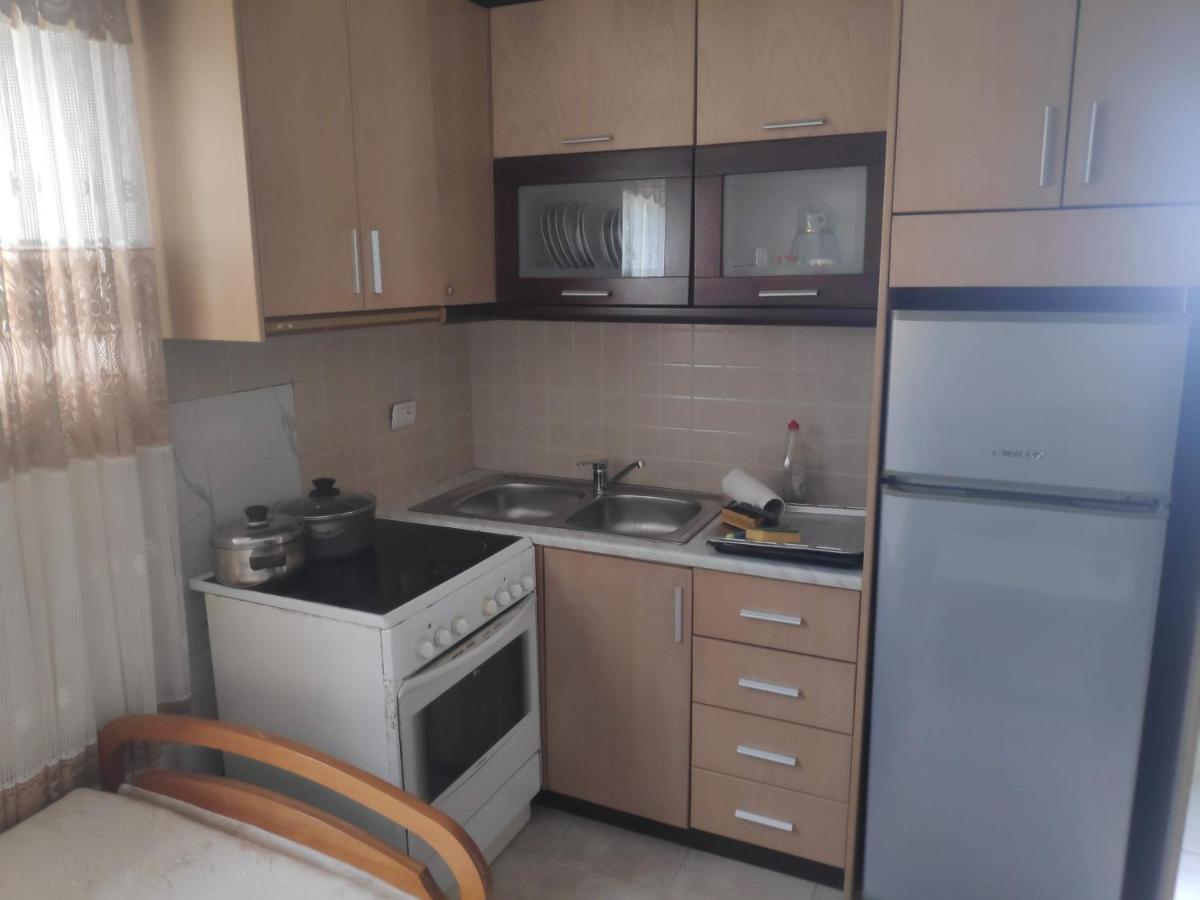 Zani Apartment Sarande Exterior photo