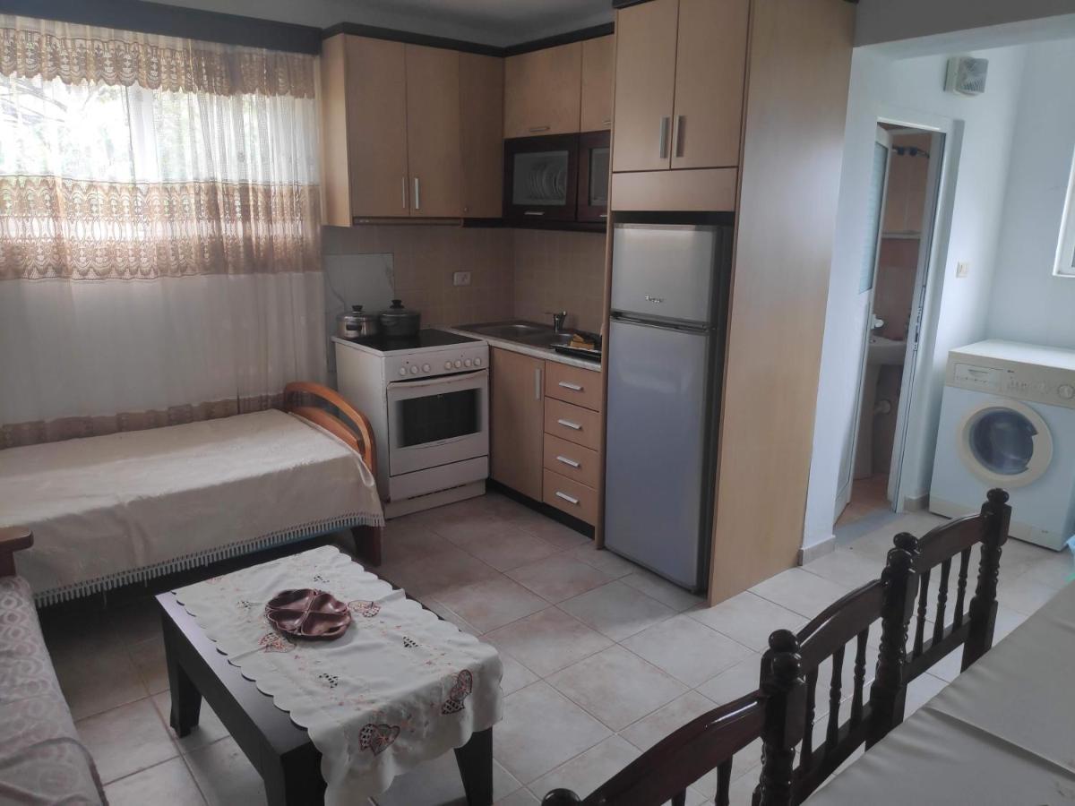 Zani Apartment Sarande Exterior photo