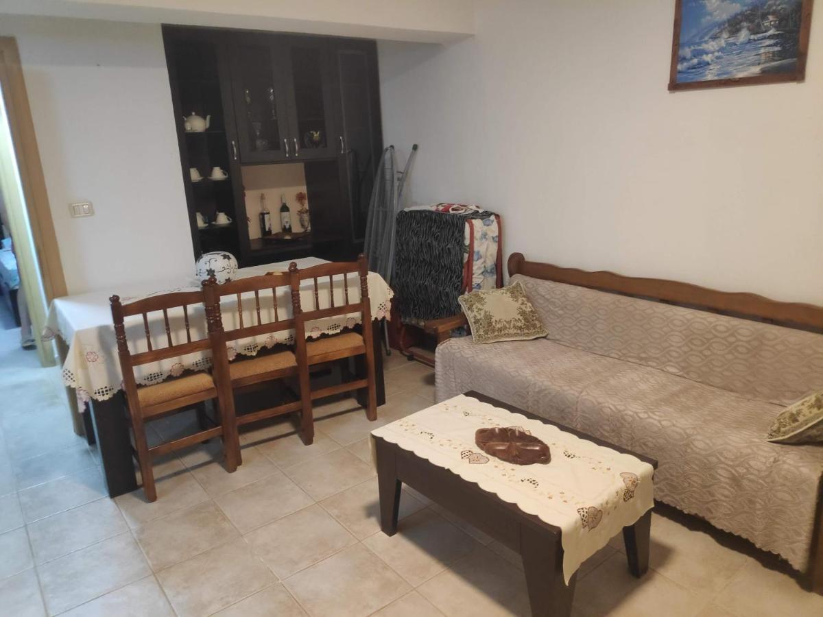 Zani Apartment Sarande Exterior photo